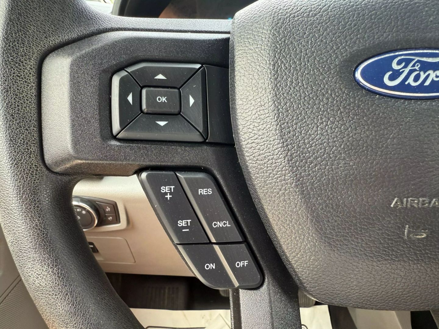2017 Ford F150 Supercrew Cab - Image 22