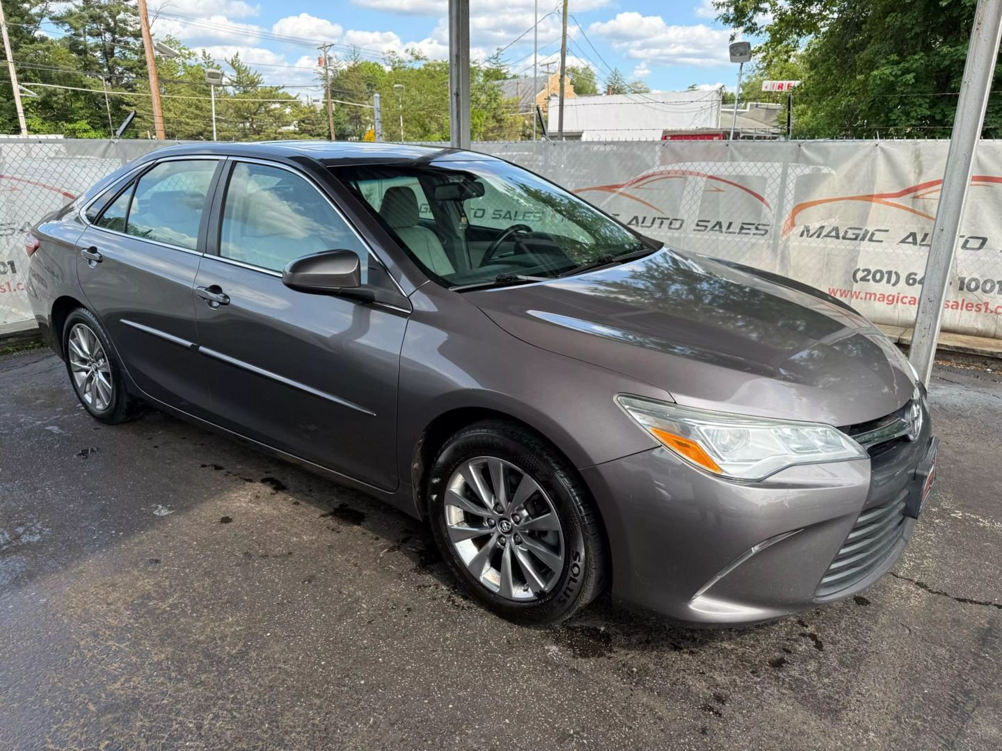 2016 Toyota Camry - Image 7