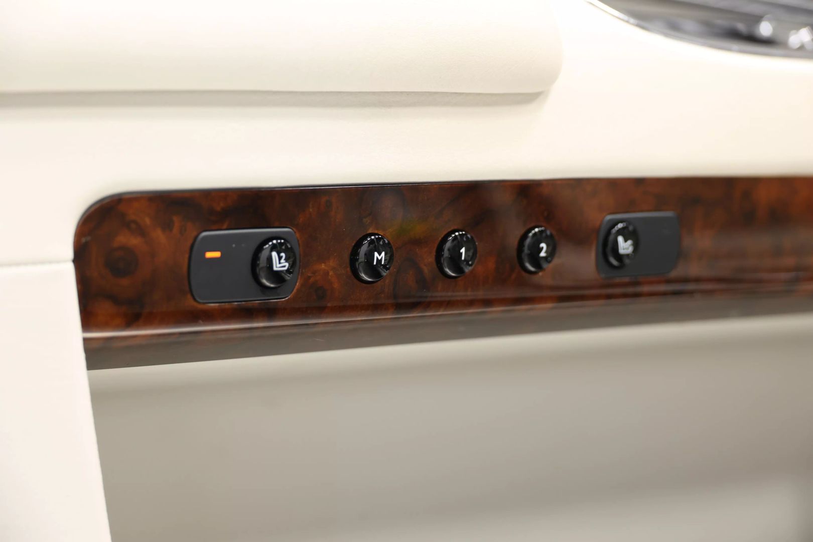 2012 Rolls-royce Ghost - Image 13