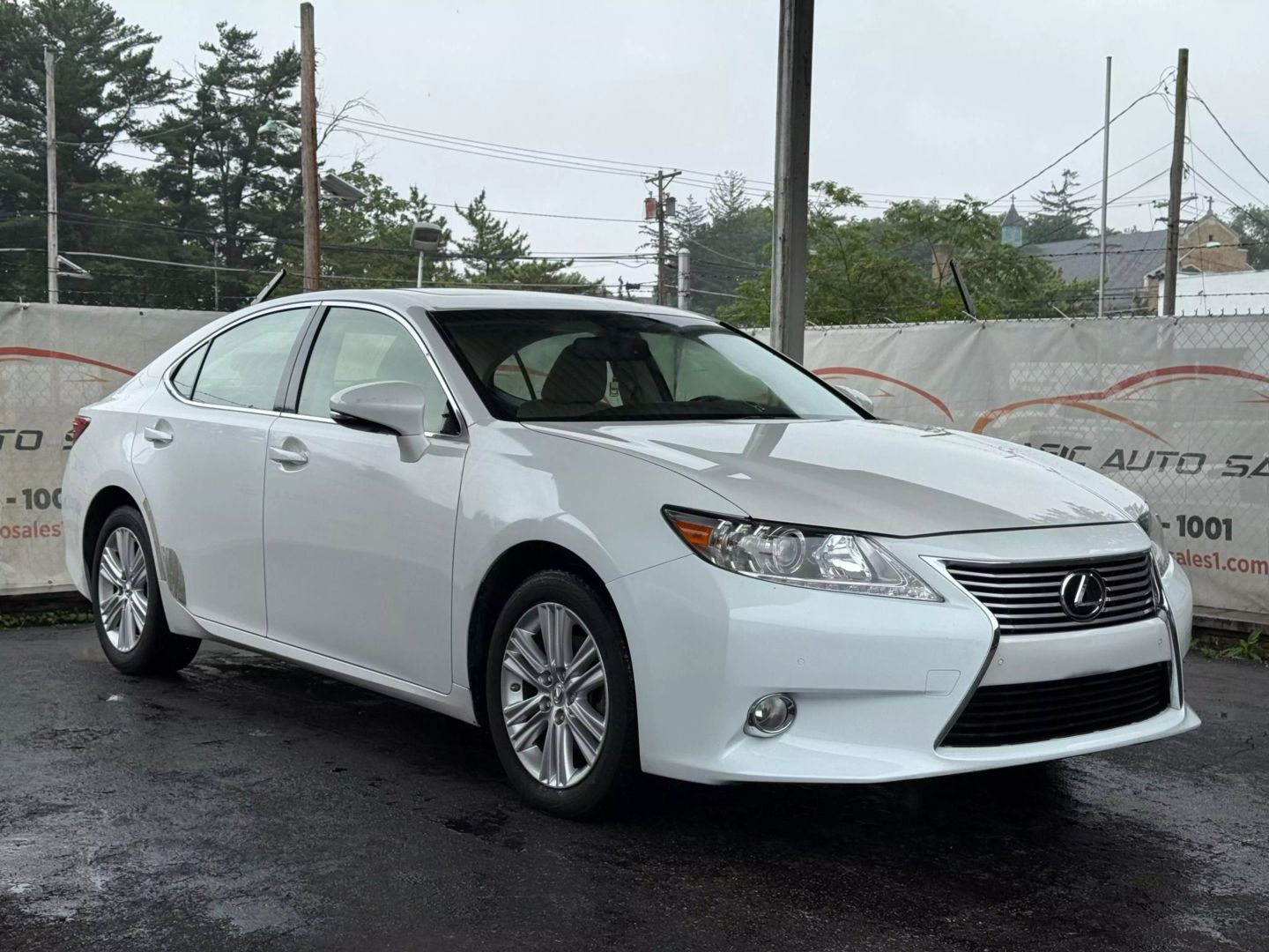 2015 Lexus Es - Image 6