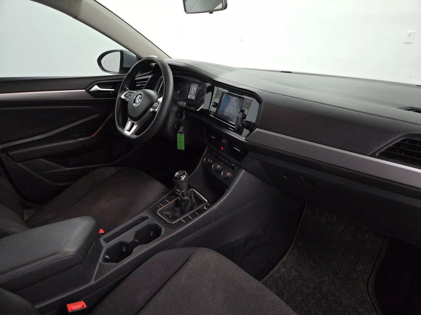2019 Volkswagen Jetta - Image 23