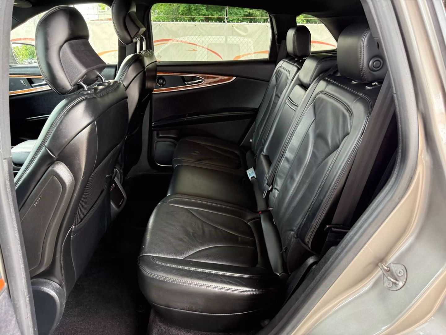 2016 Lincoln Mkx - Image 18