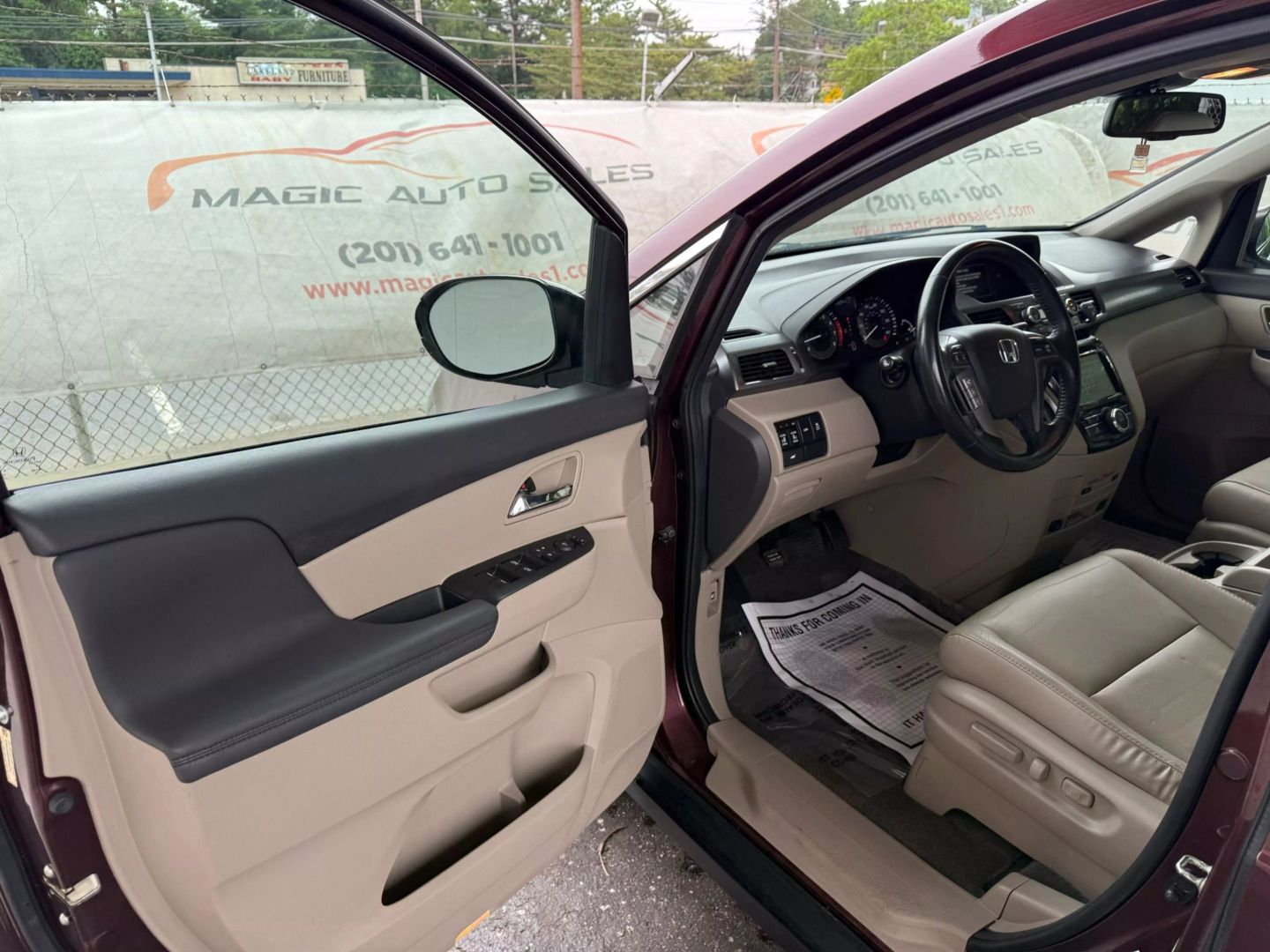 2014 Honda Odyssey - Image 14