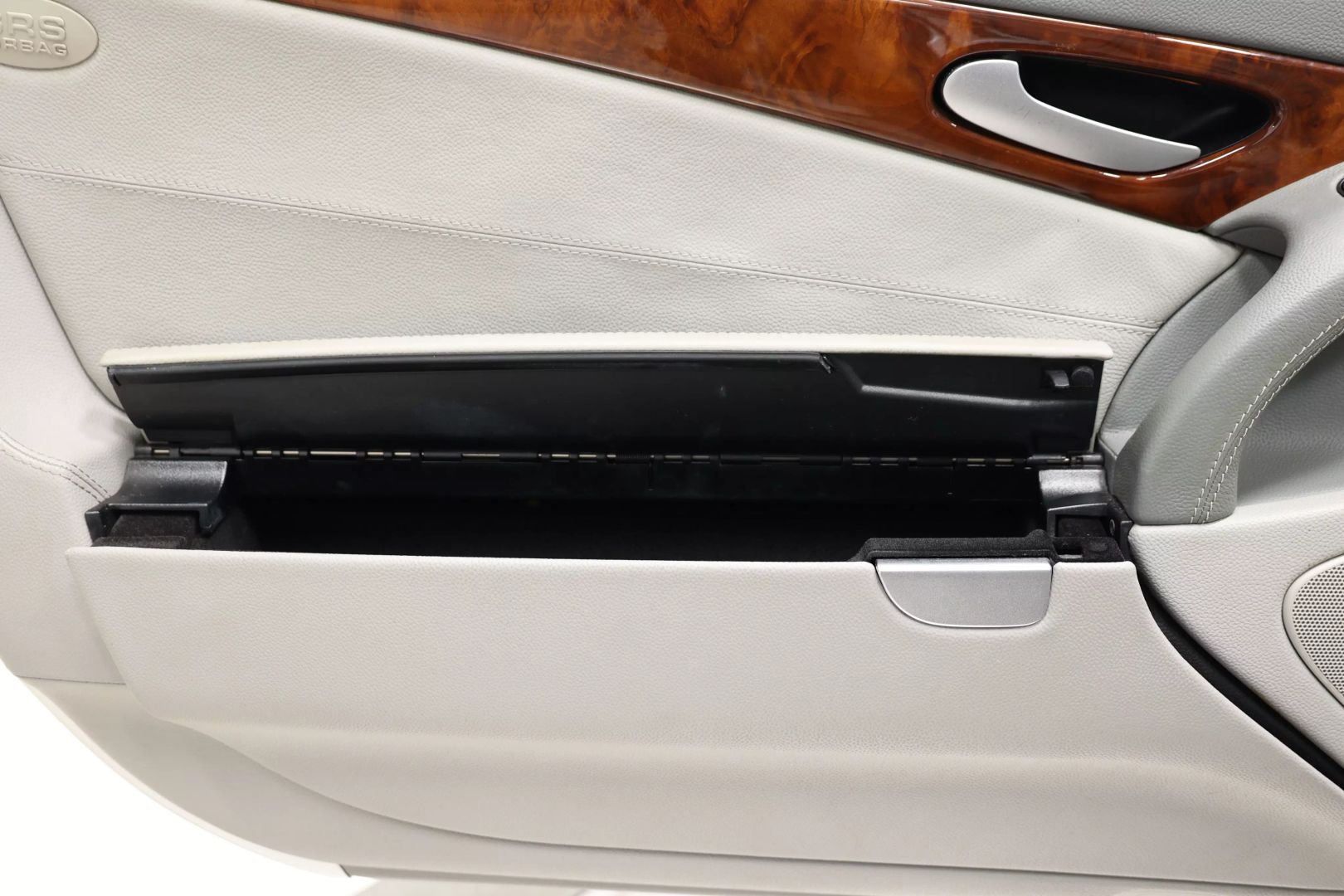 2004 Mercedes-benz Sl-class - Image 11