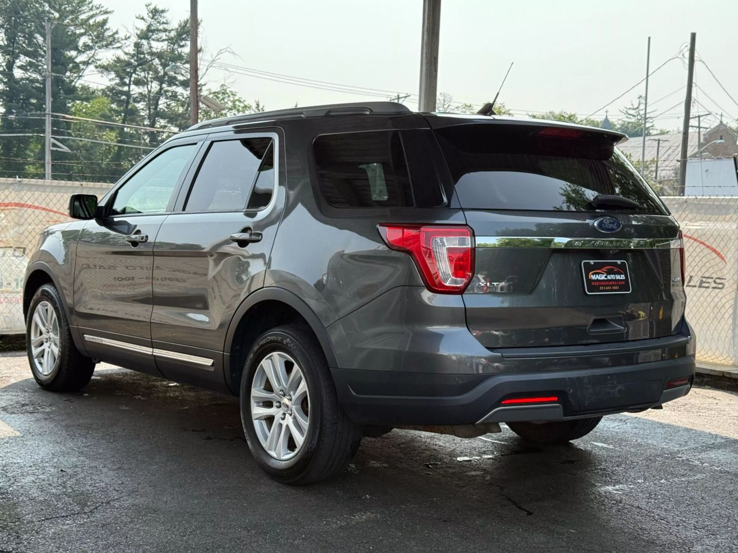 2019 Ford Explorer - Image 9