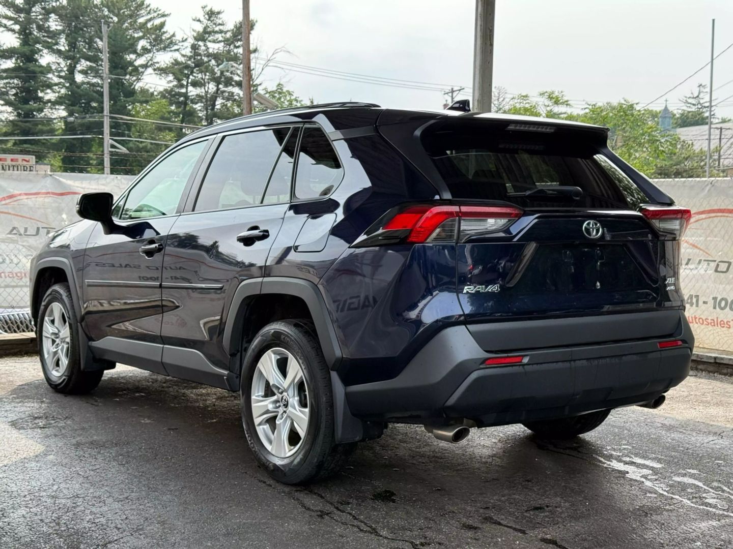 2019 Toyota Rav4 - Image 9