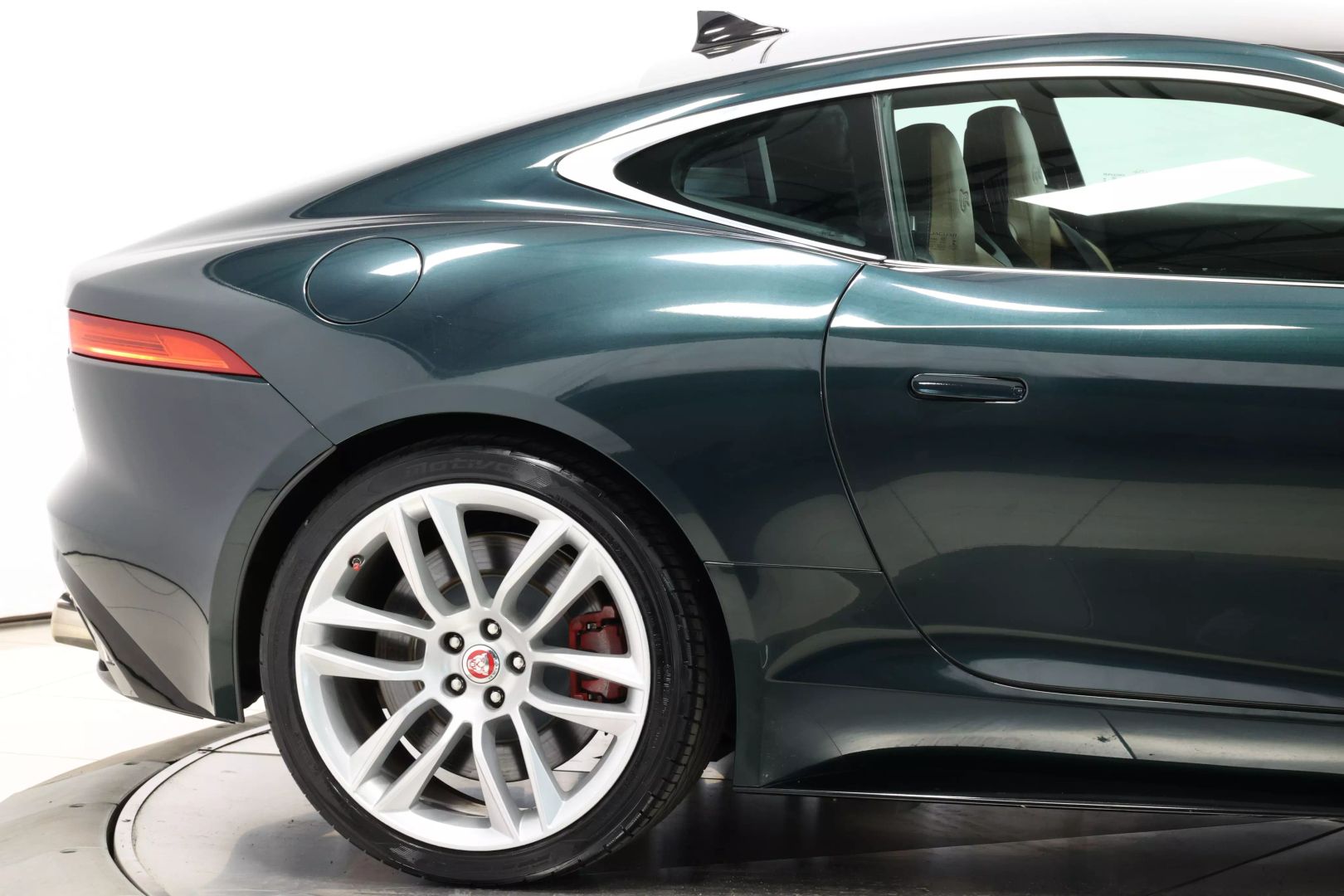 2015 Jaguar F-type - Image 50