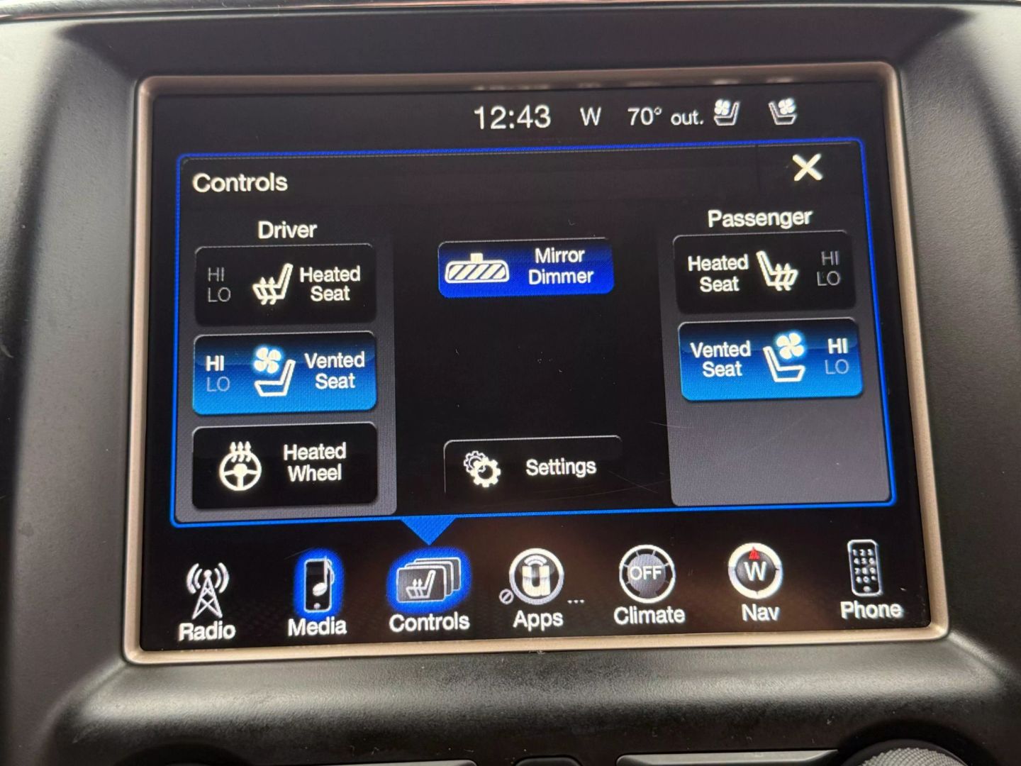 2014 Jeep Grand Cherokee - Image 39