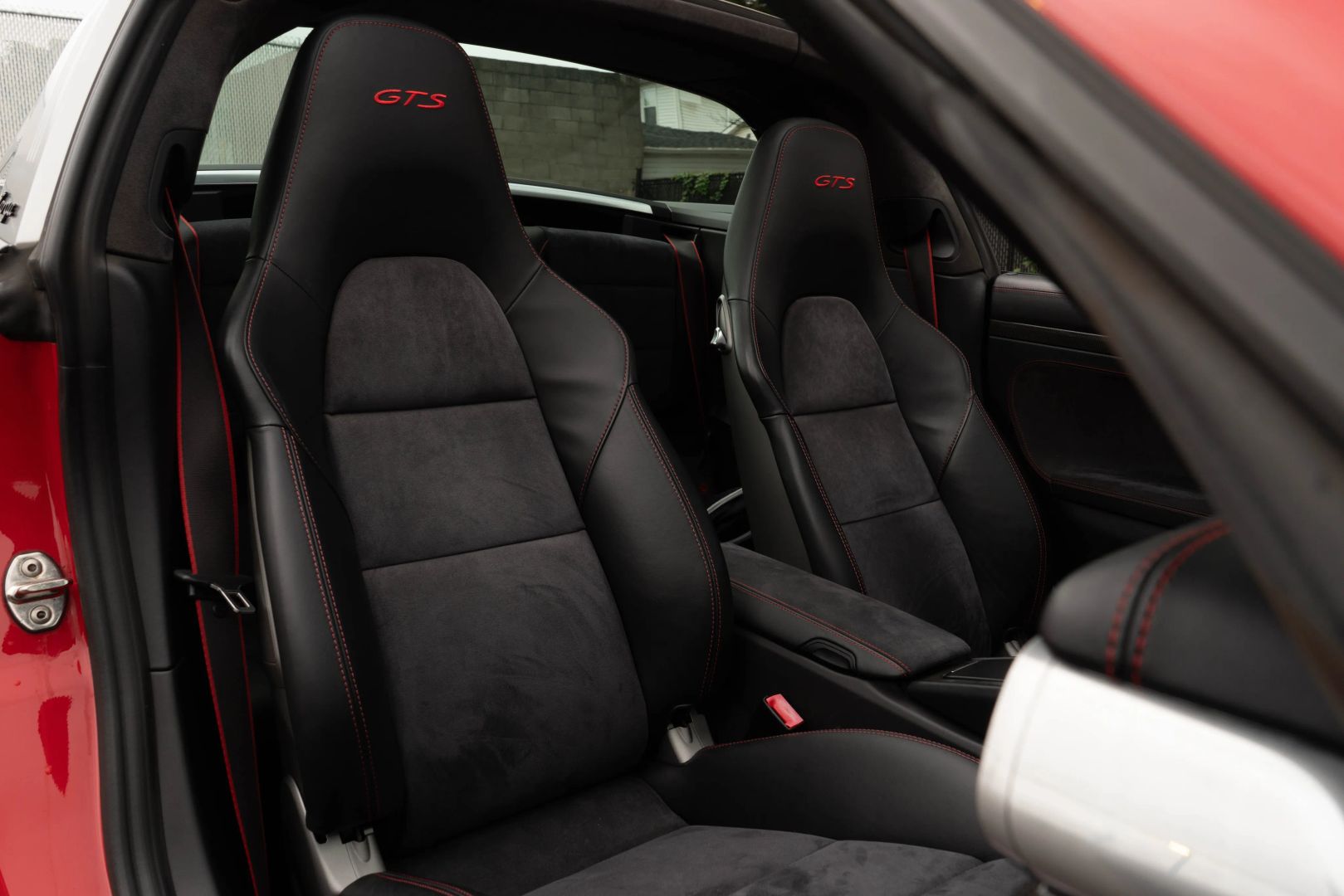 2016 Porsche 911 - Image 61