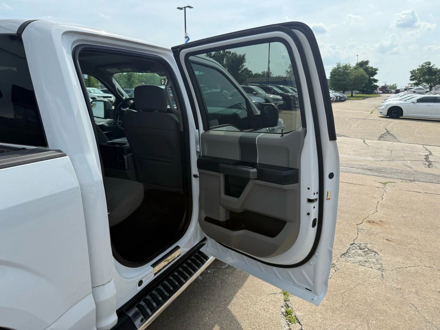 2017 Ford F150 Supercrew Cab - Image 20