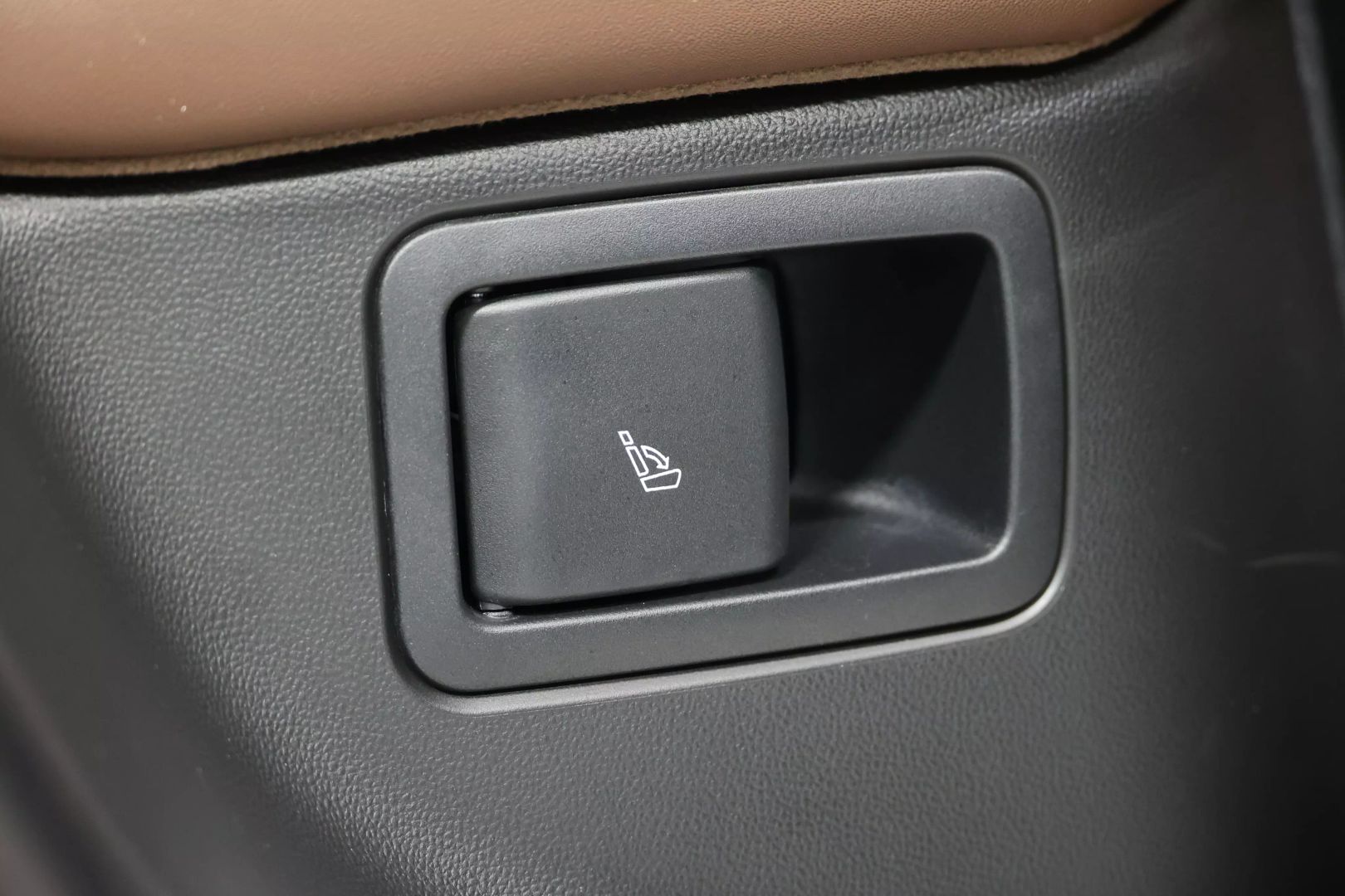 2023 Maserati Grecale - Image 75