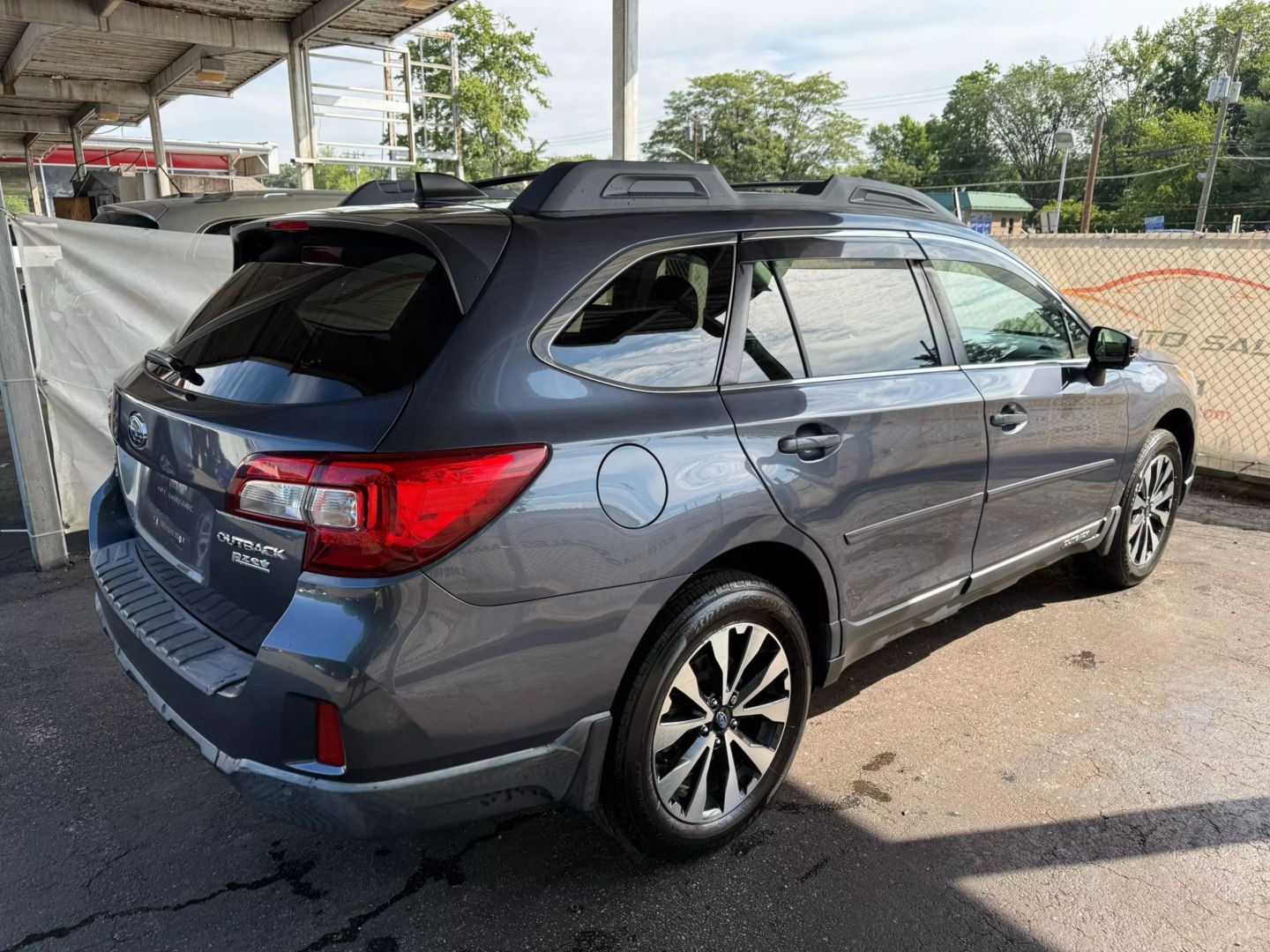 2017 Subaru Outback - Image 12