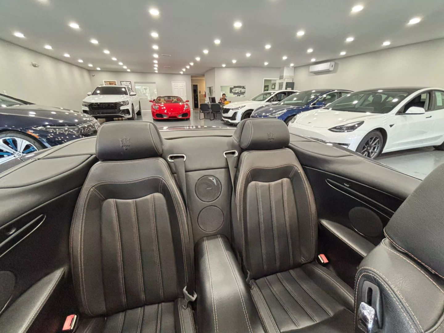 2010 Maserati Granturismo Convertible 2d - Image 19