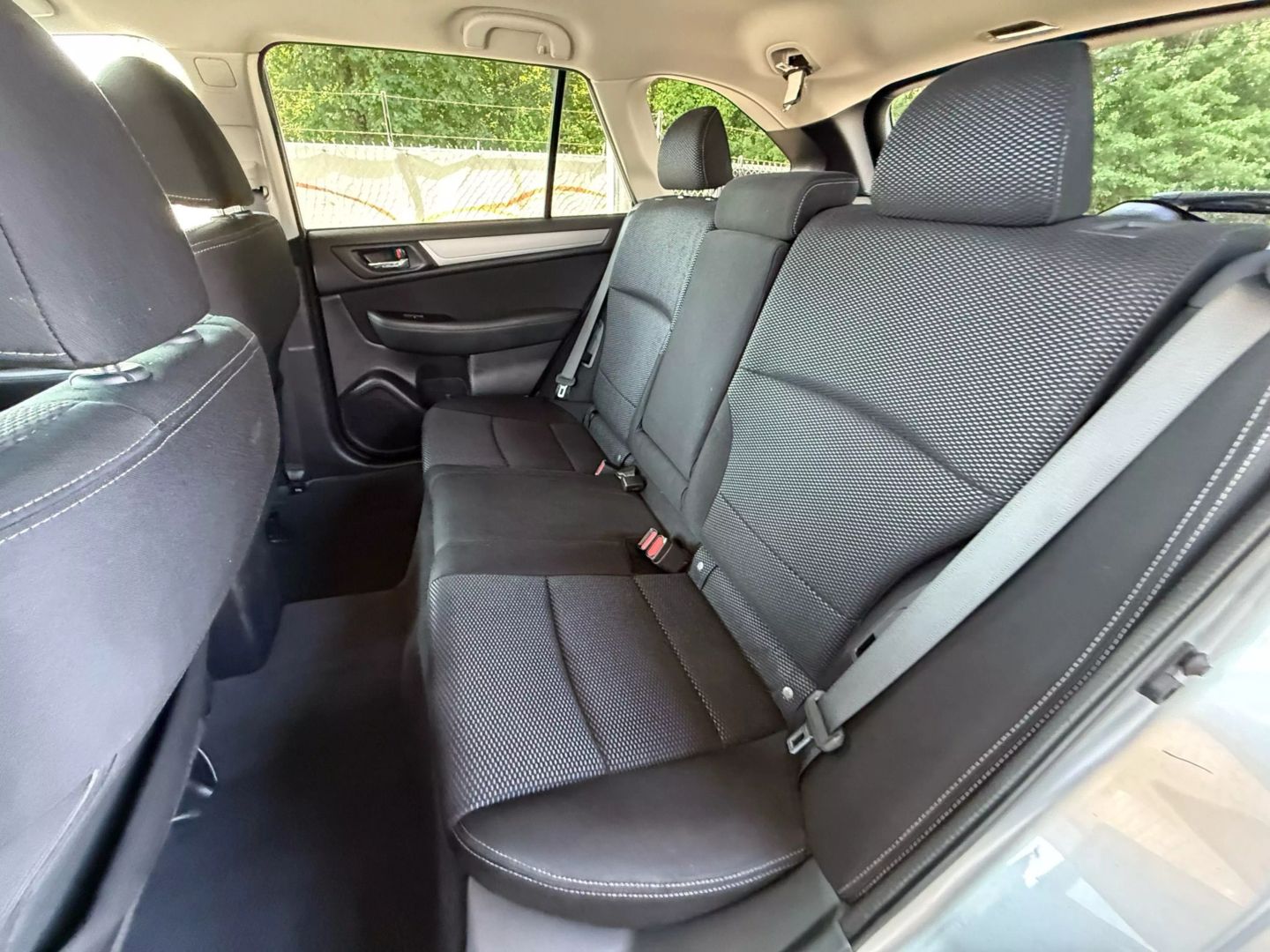 2016 Subaru Outback - Image 19