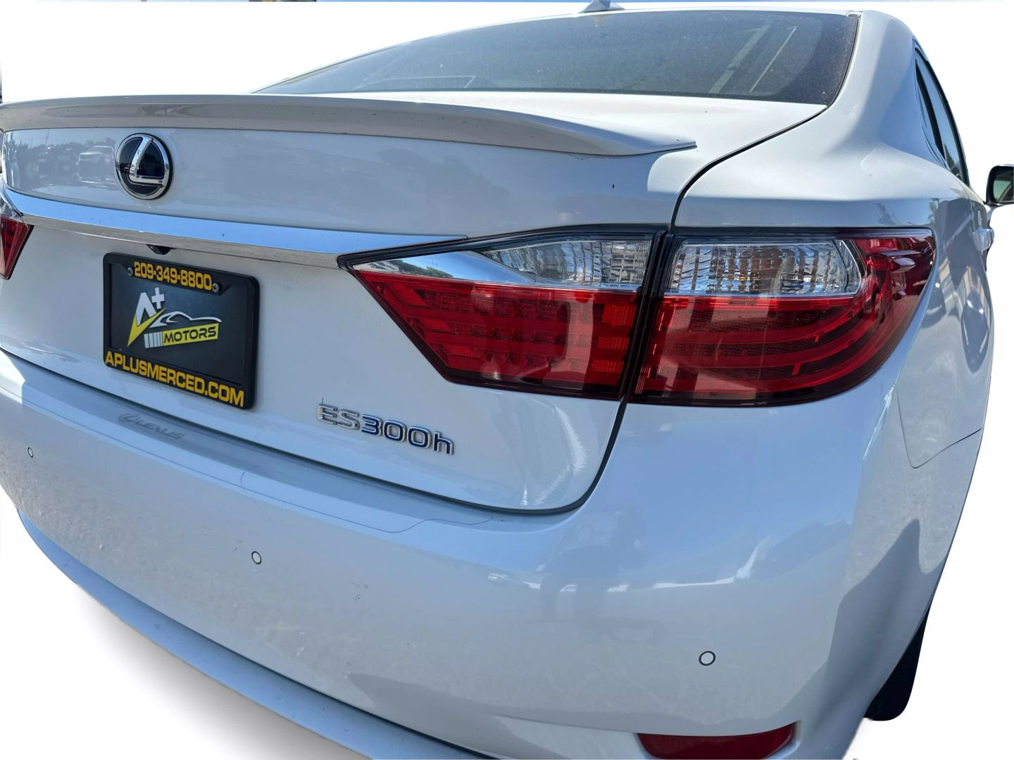 2013 LEXUS ES SEDAN 4-CYL, HYBRID, 2.5 LITER ES 300H SEDAN 4D