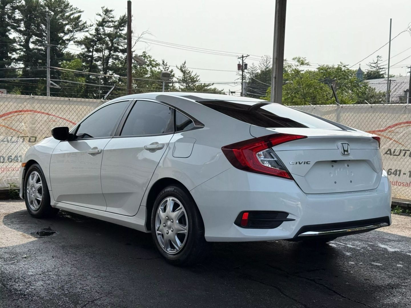 2019 Honda Civic - Image 9