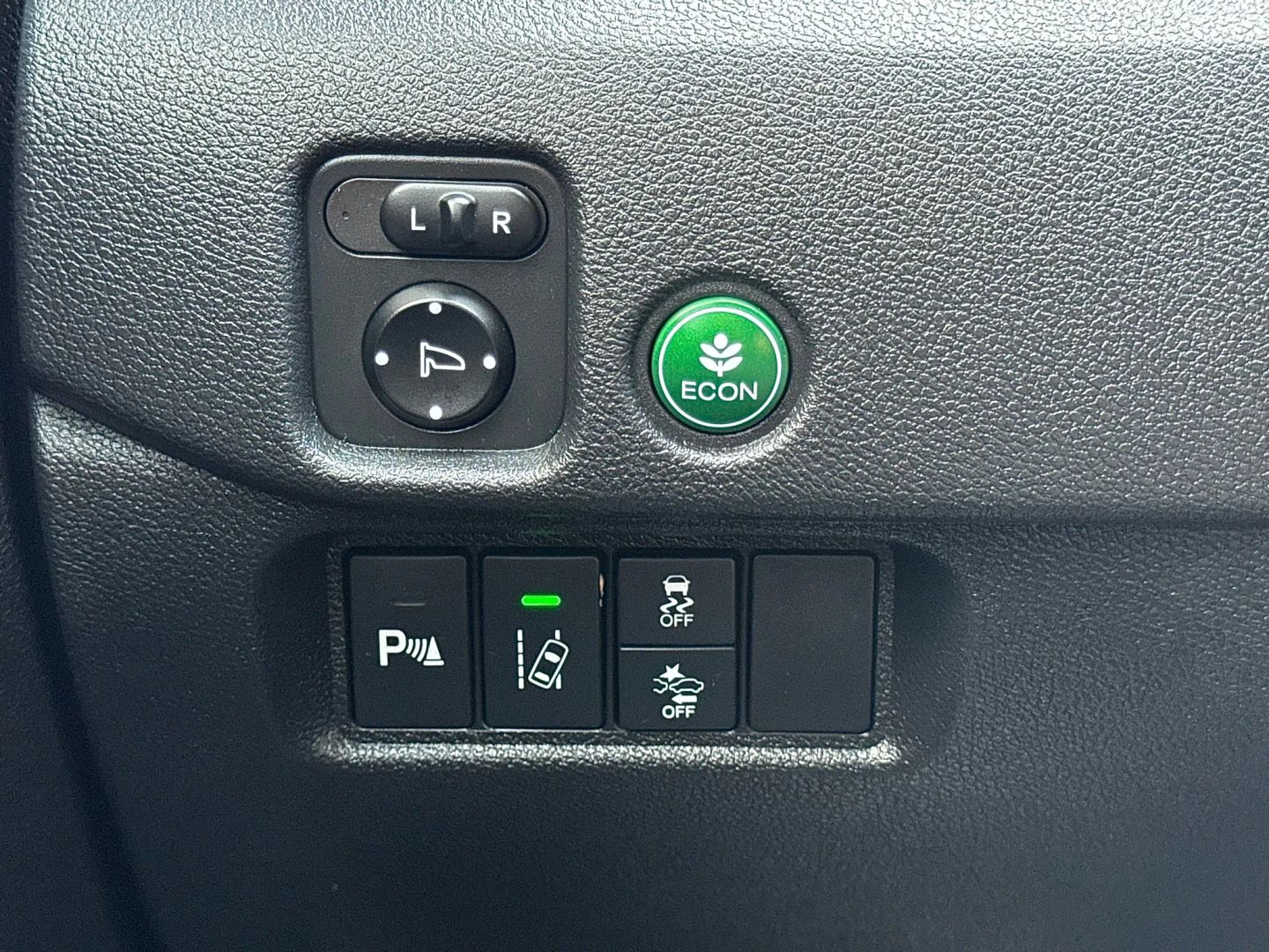 2018 Honda Pilot - Image 21
