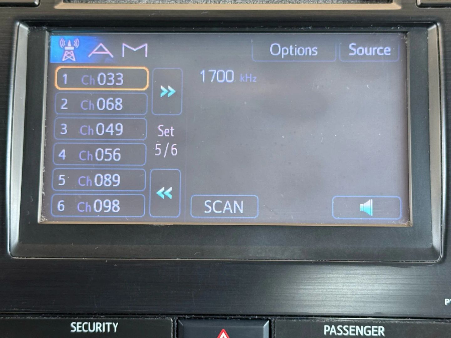 2013 Toyota Camry - Image 30