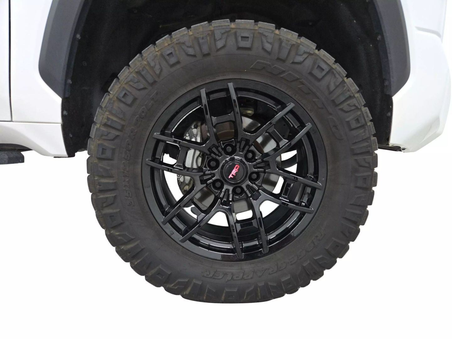 2023 Toyota Tundra Crewmax - Image 21
