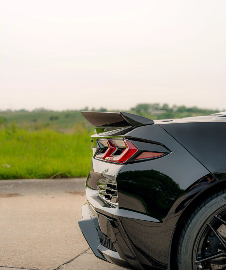 2023 Chevrolet Corvette - Image 9