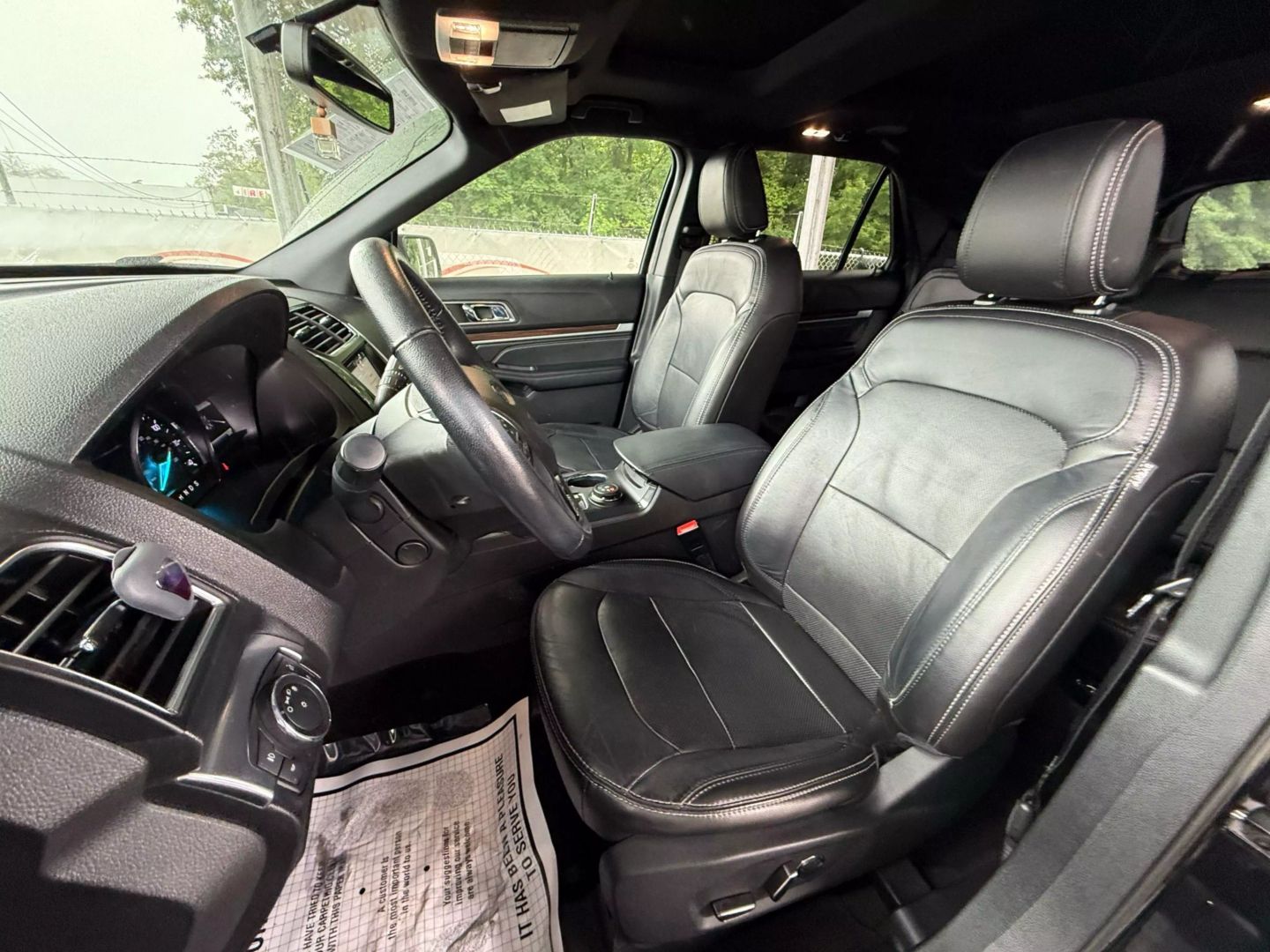 2018 Ford Explorer - Image 16