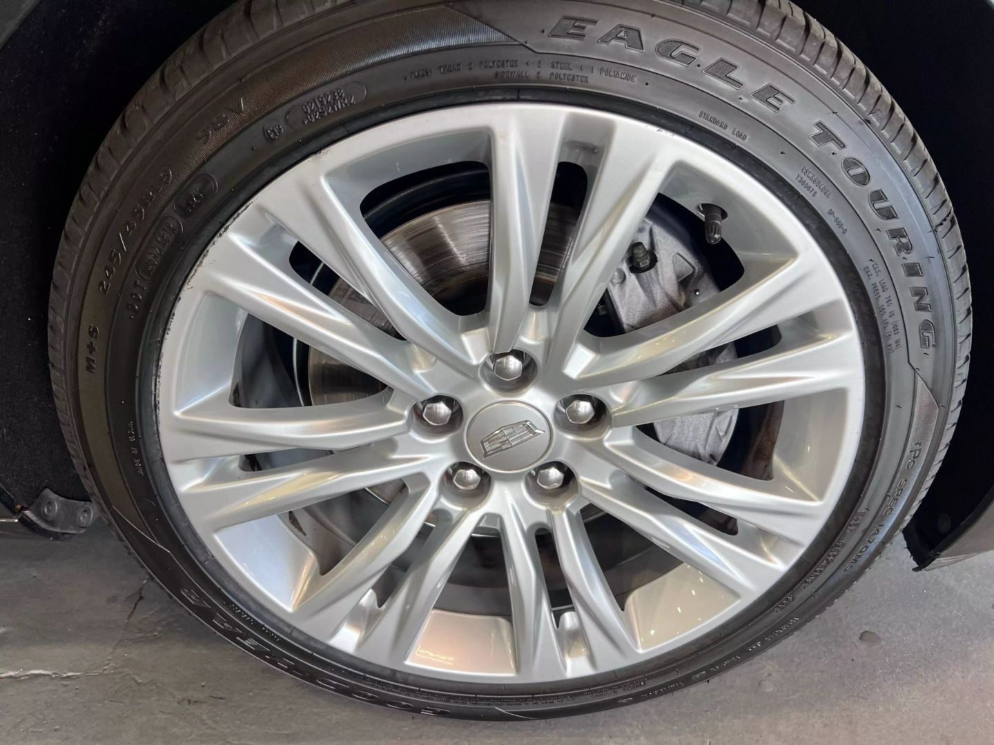 2019 Cadillac Xts Luxury Sedan 4d - Image 32
