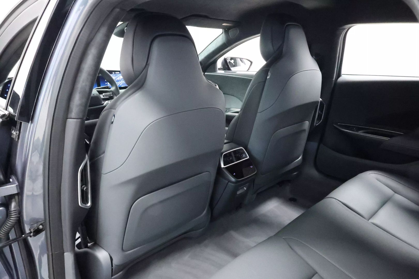 2023 Lucid Air - Image 52