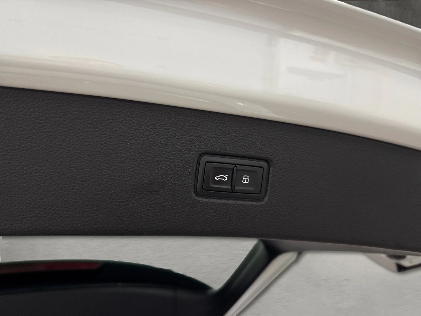 2017 Audi Q7 - Image 20