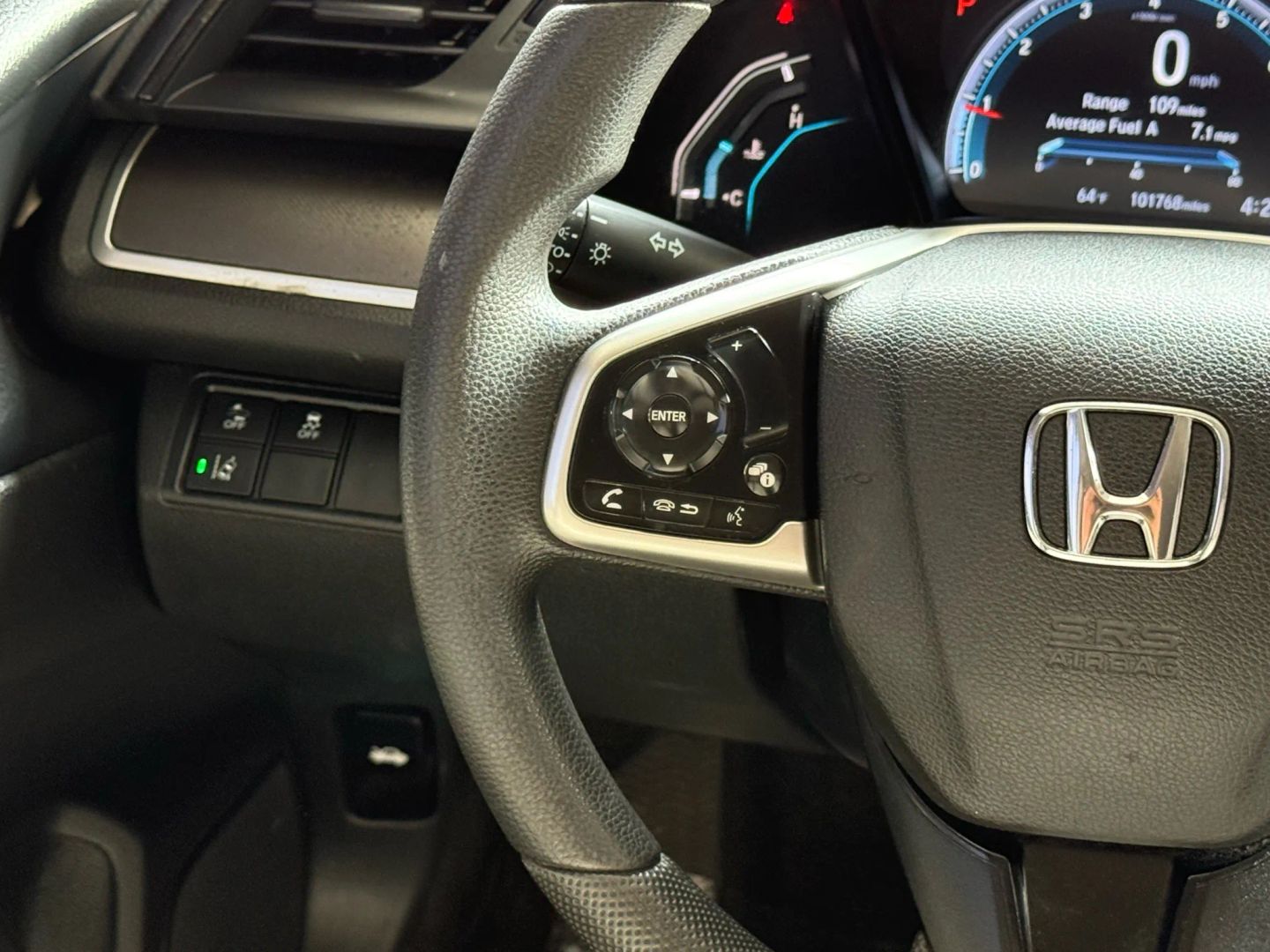 2019 Honda Civic - Image 31