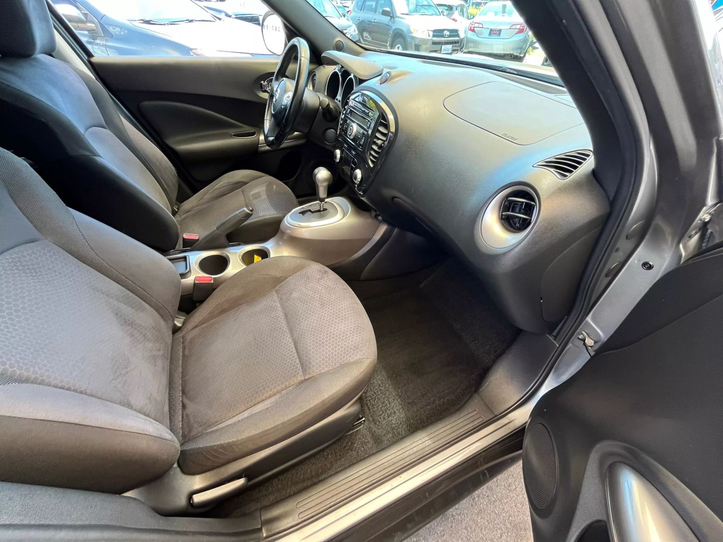 2012 Nissan Juke  Vin: Jn8af5mv6ct110290 Stock Id: 110290 - Image 12