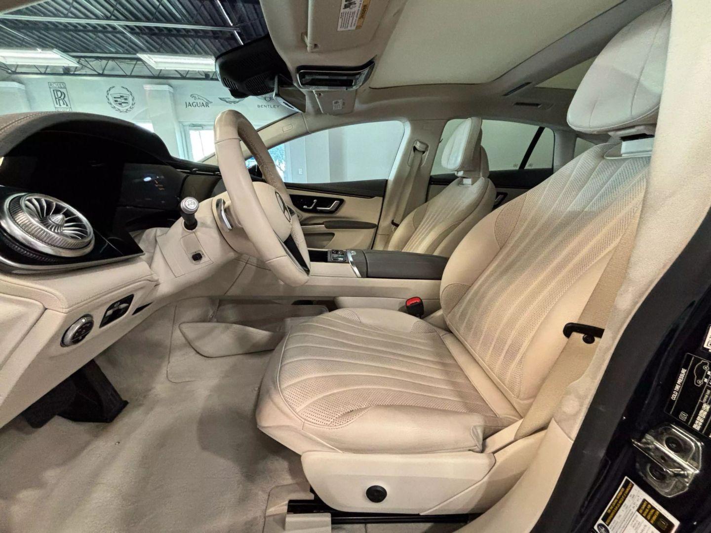 2022 Mercedes-benz Mercedes-eq Eqs Eqs 580 Exclusive 4matic Sedan 4d - Image 9