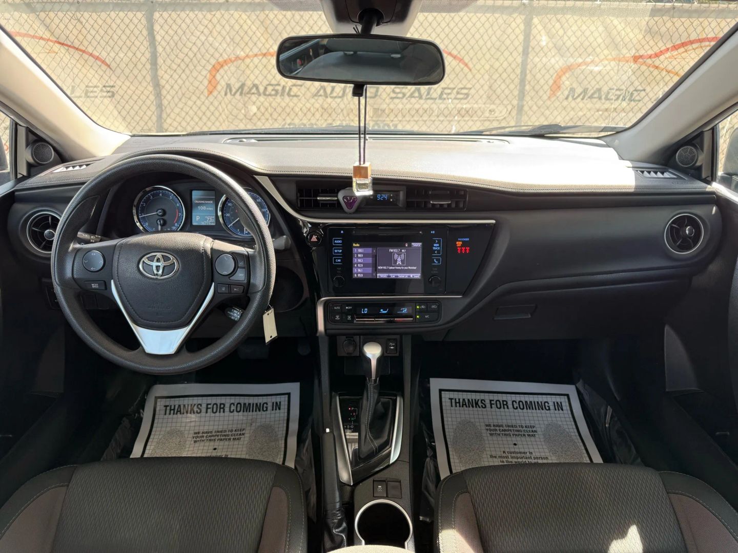 2018 Toyota Corolla - Image 27