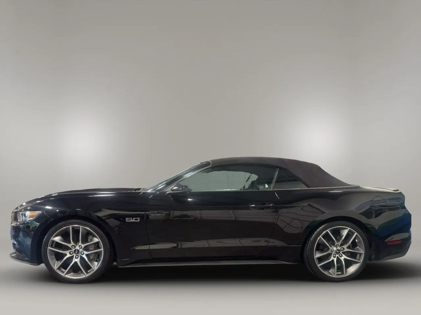 2017 Ford Mustang Gt Premium Convertible 2d - Image 20