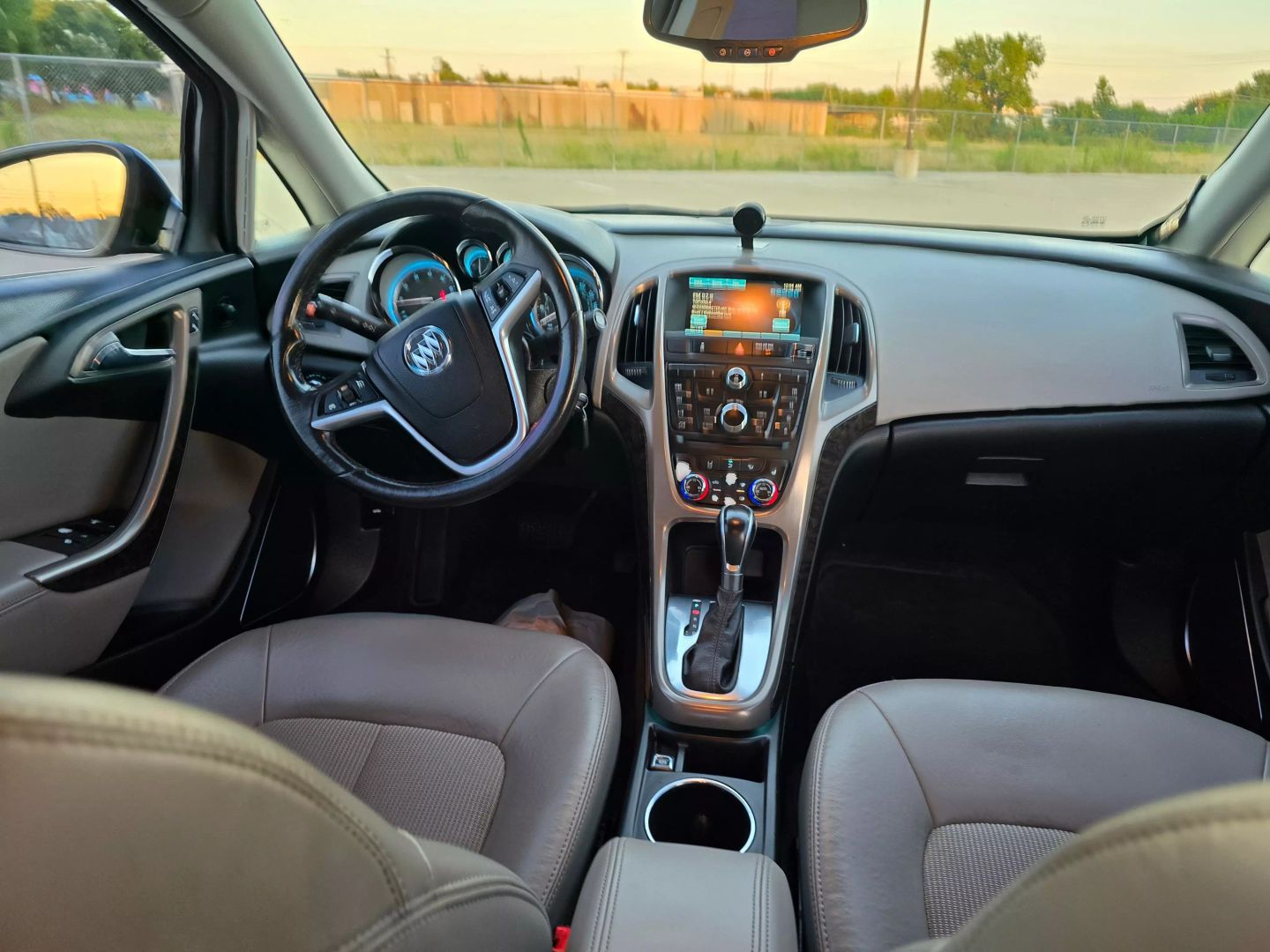2017 Buick Verano - Image 14