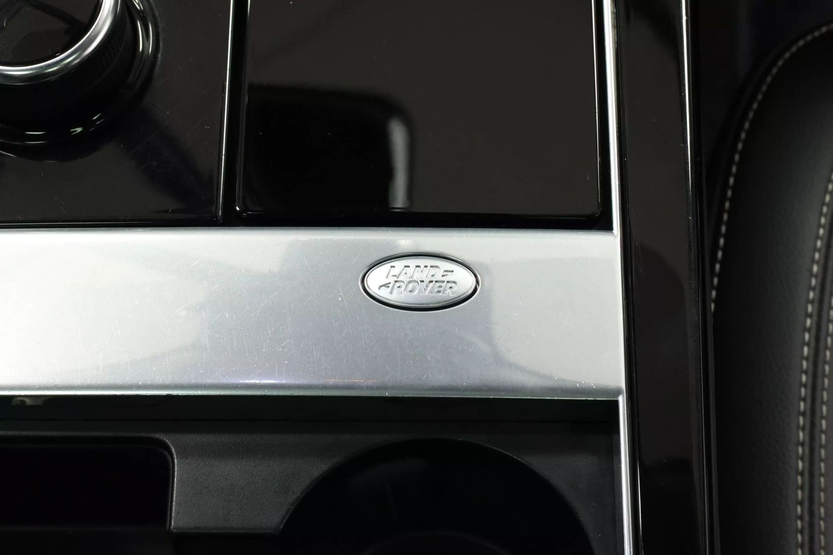 2019 Land Rover Range Rover Velar - Image 39