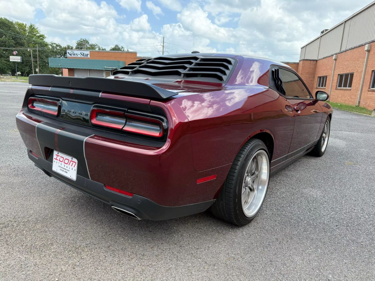 2021 Dodge Challenger - Image 7