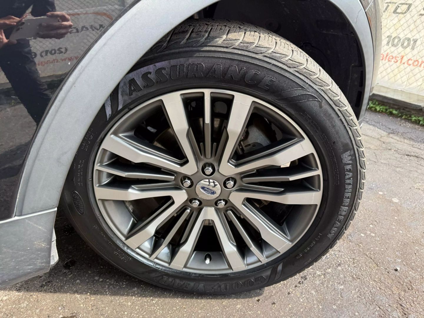 2018 Ford Explorer - Image 53