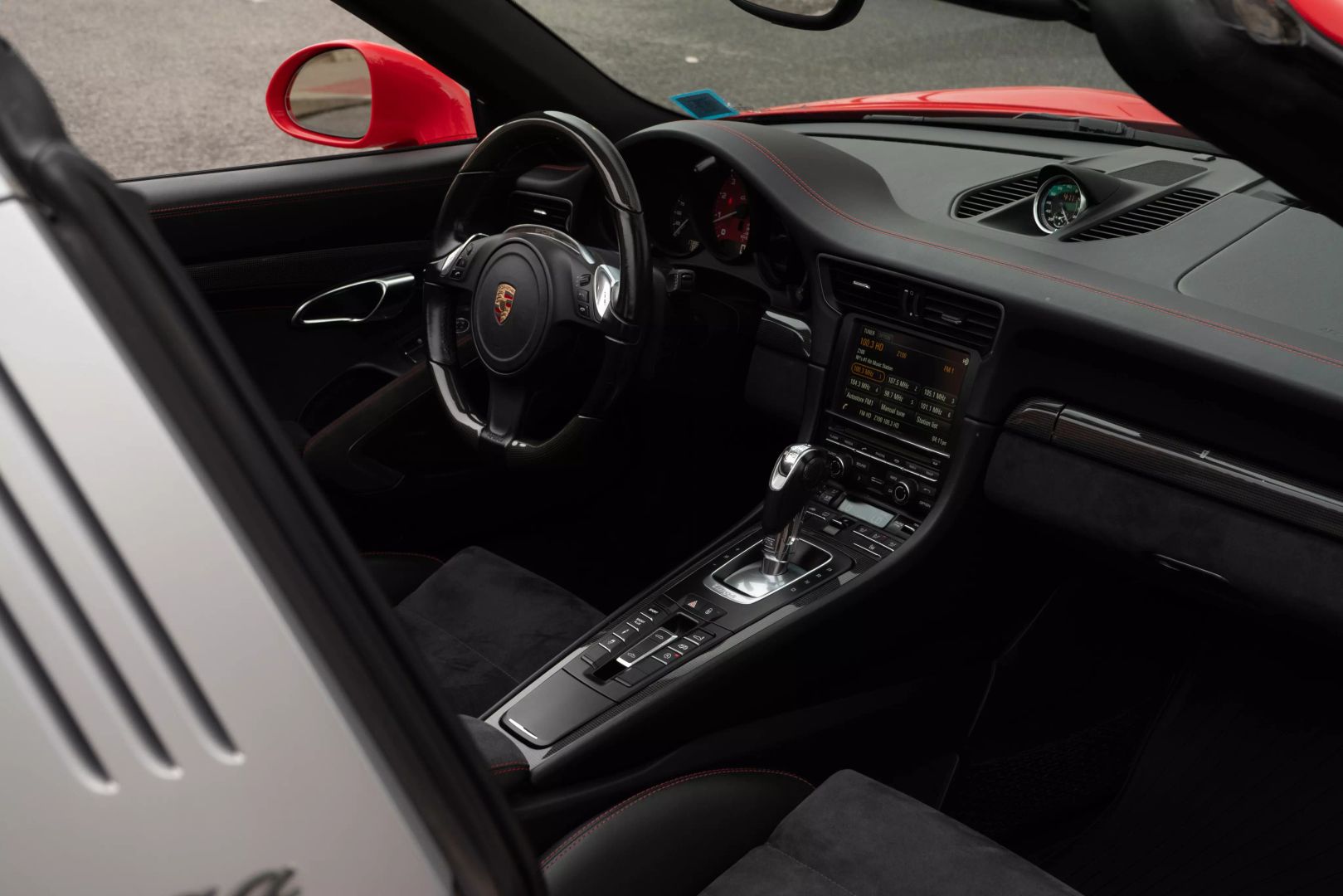 2016 Porsche 911 - Image 63