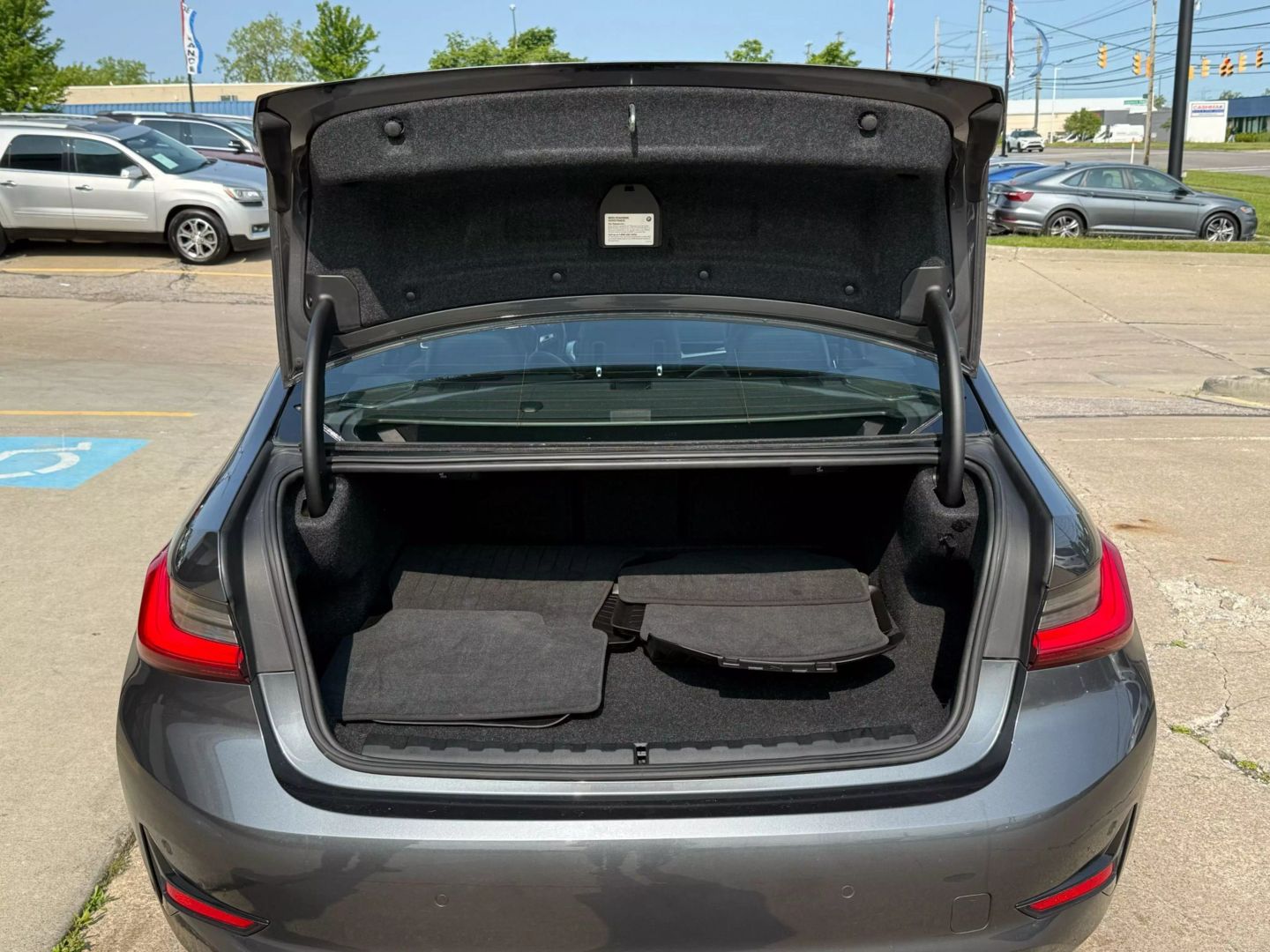 2019 Bmw 3 Series - Image 13