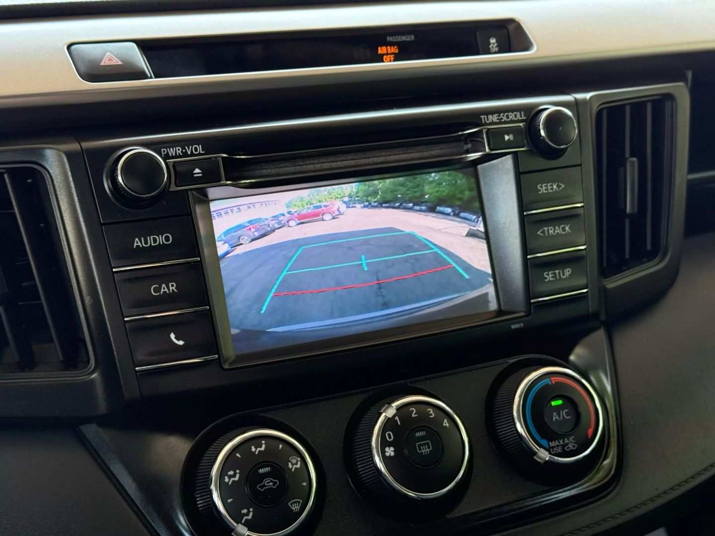 2016 Toyota Rav4 - Image 35
