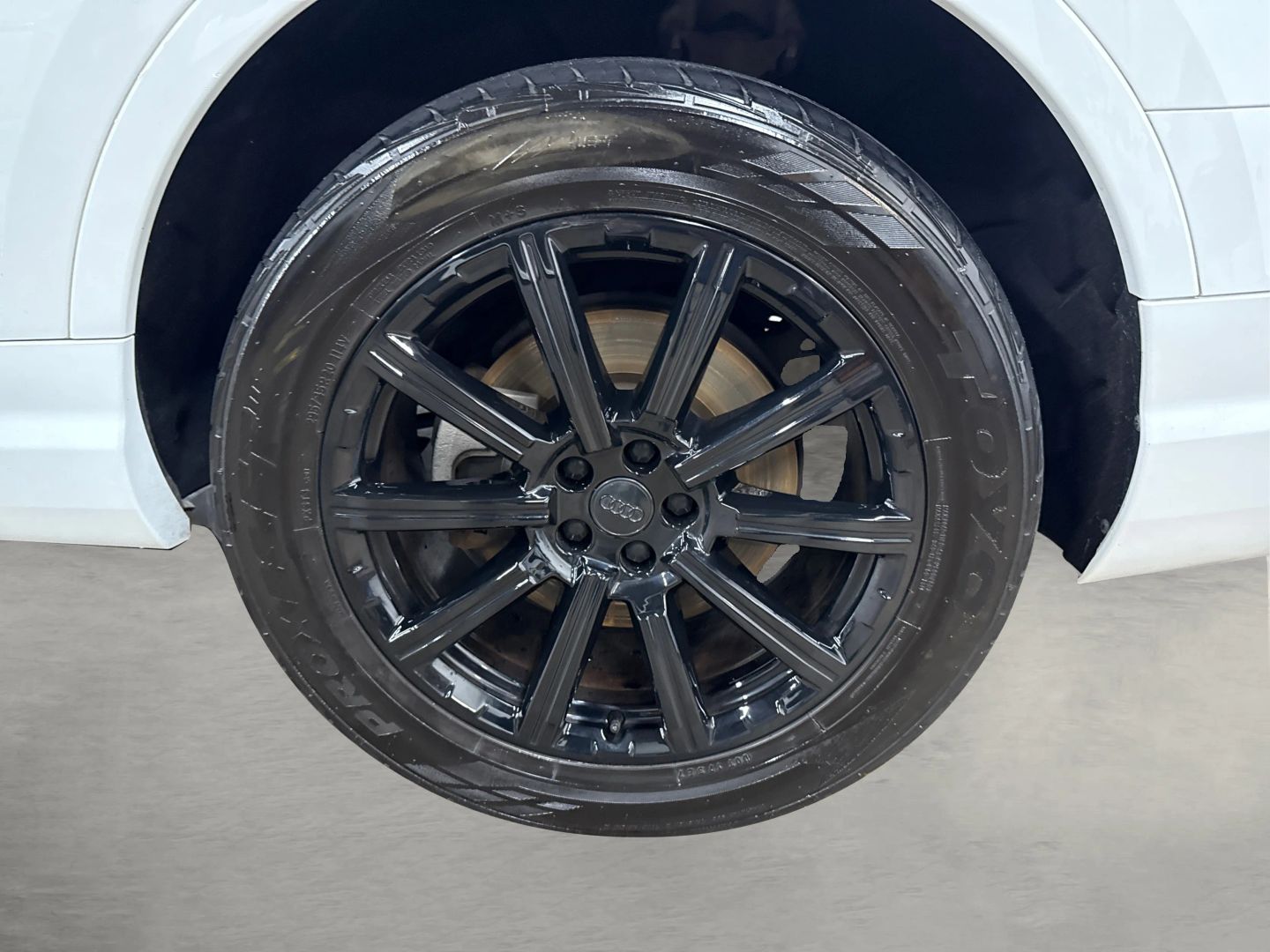 2017 Audi Q7 - Image 17