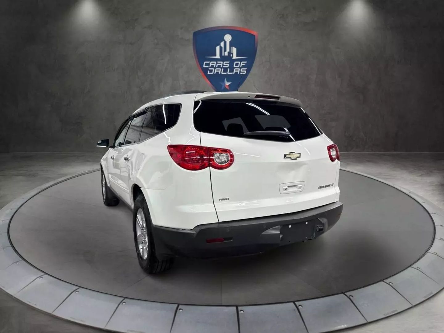 2011 Chevrolet Traverse - Image 3