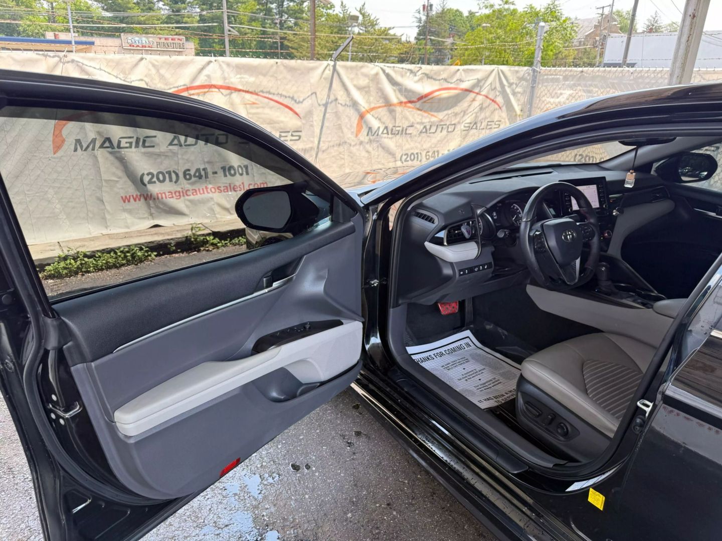 2022 Toyota Camry - Image 14