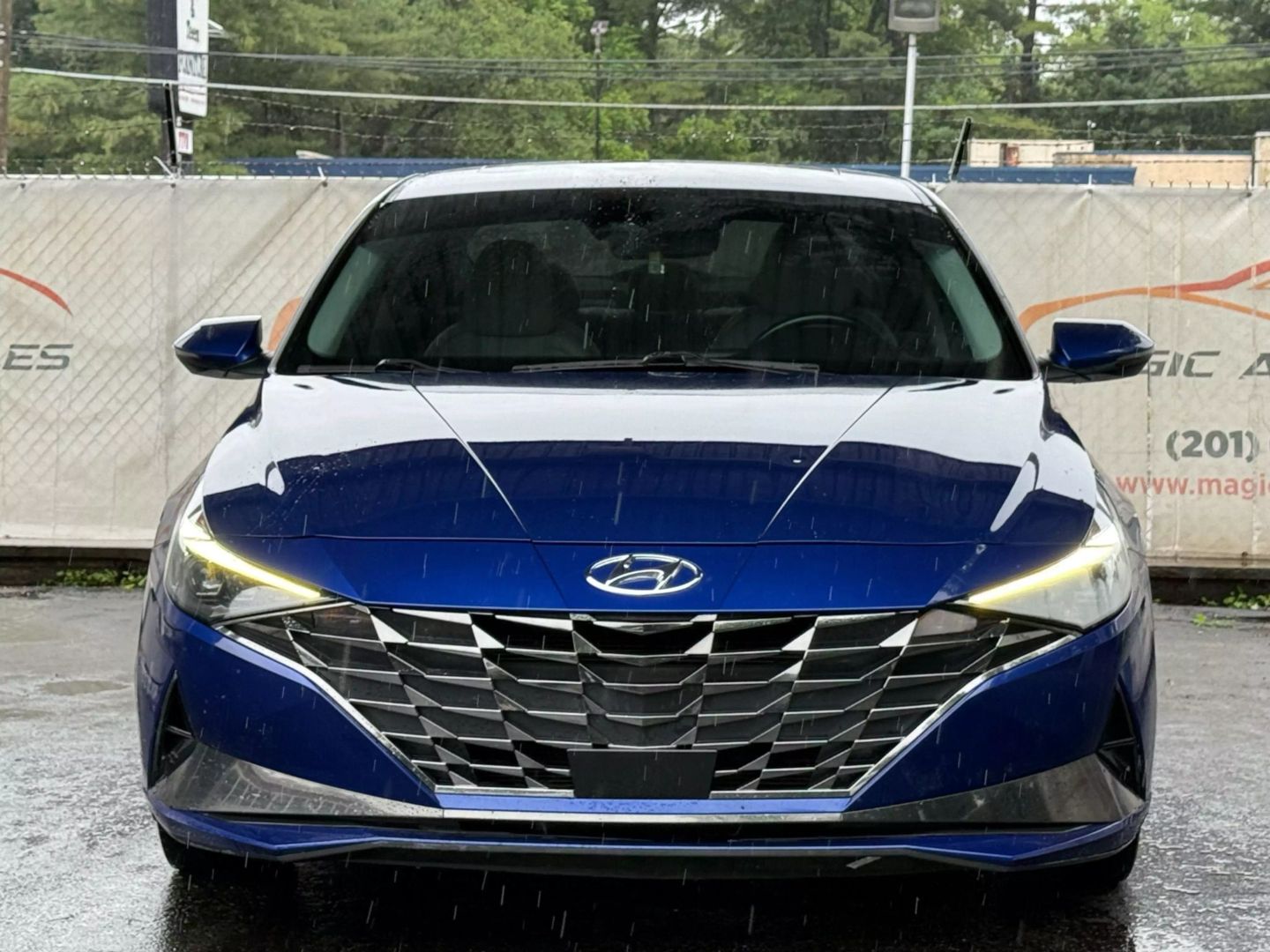 2021 Hyundai Elantra - Image 5