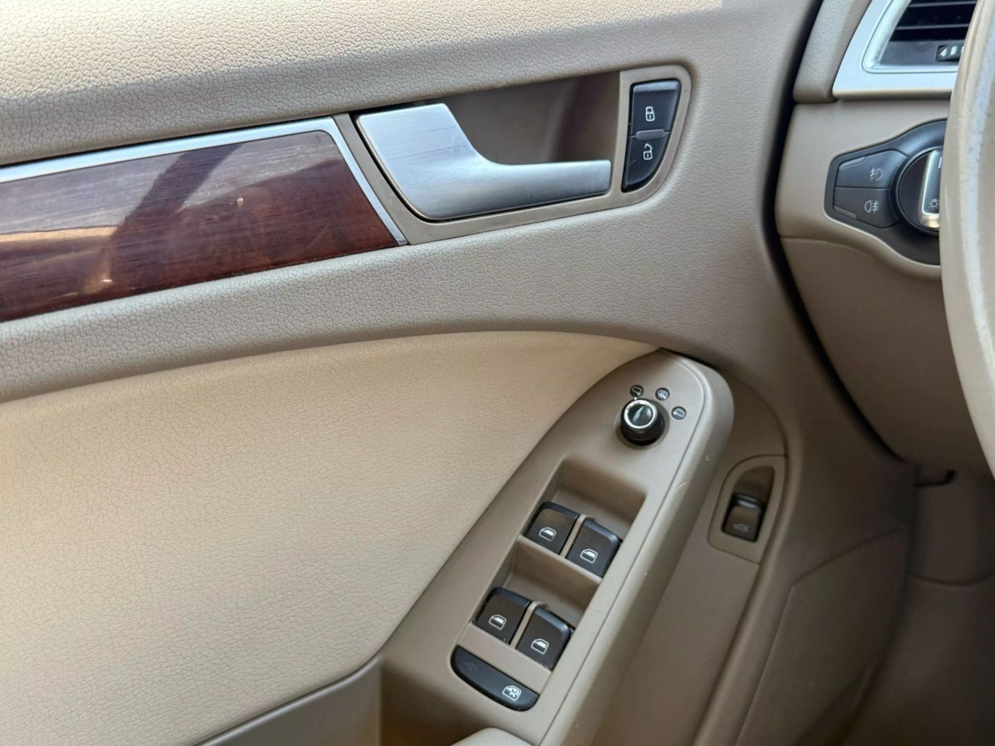 2012 Audi A4 - Image 41