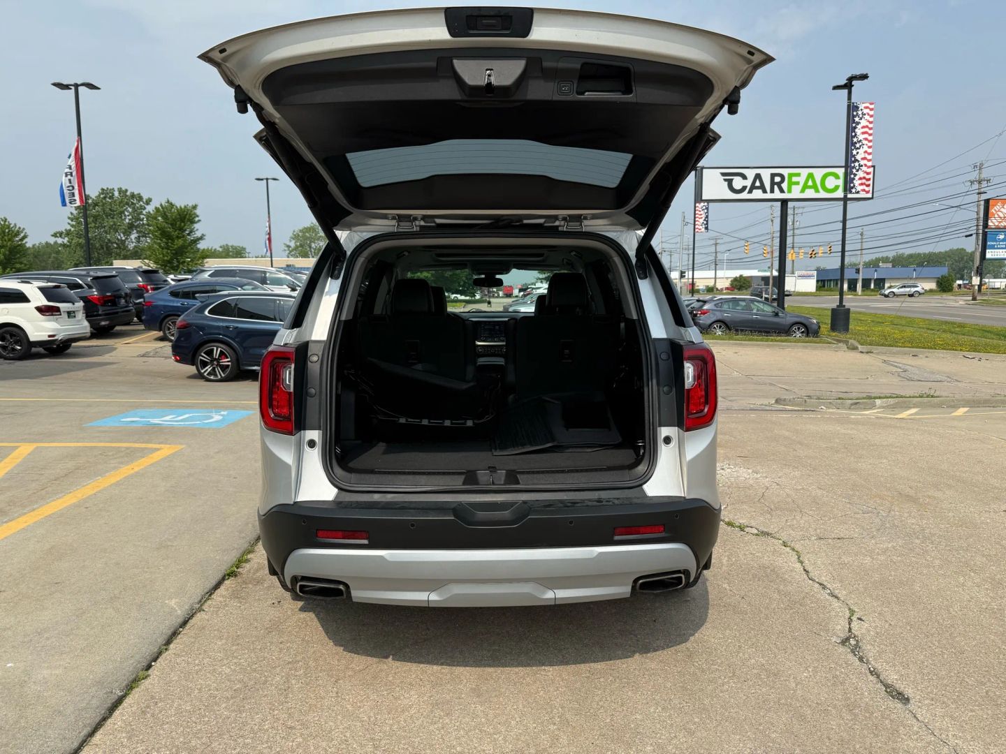 2020 Gmc Acadia - Image 12