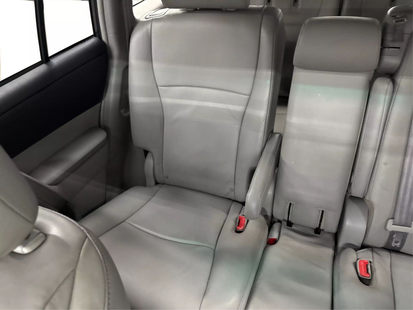 2013 Toyota Highlander - Image 31