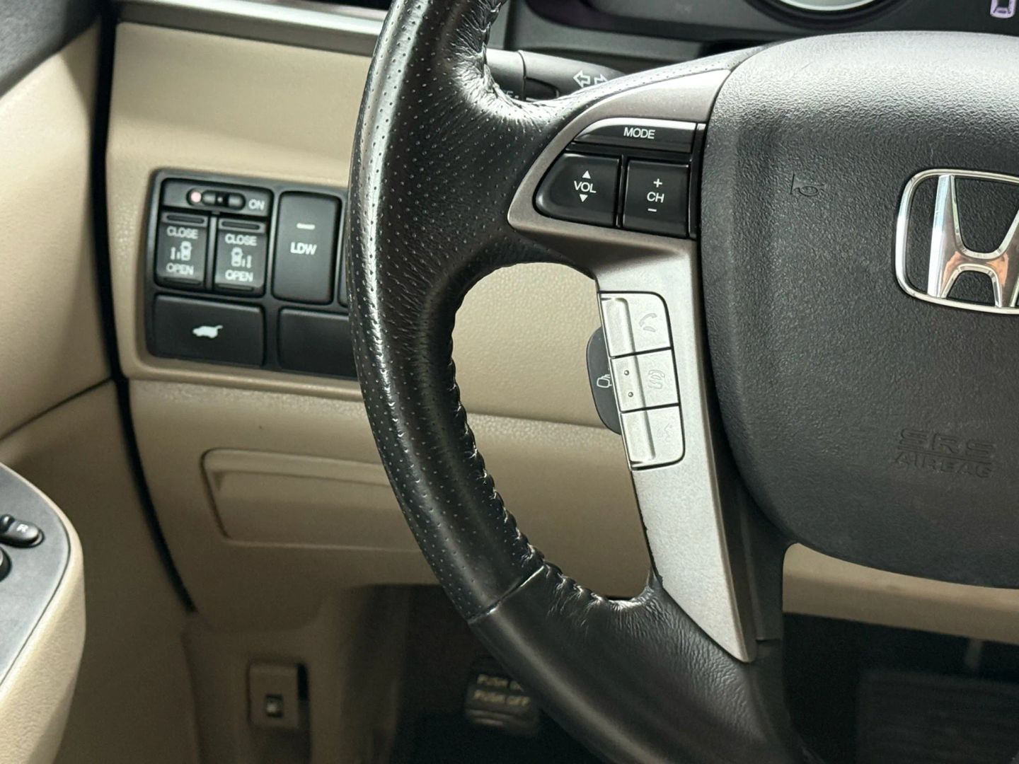 2014 Honda Odyssey - Image 33