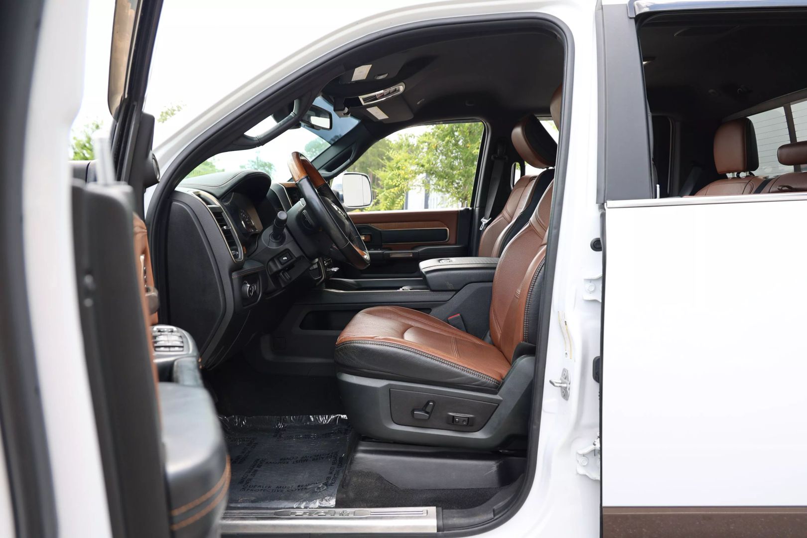 2019 Ram 2500 Crew Cab - Image 12