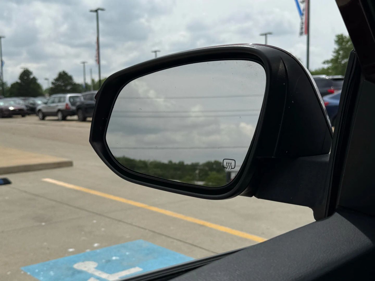 2019 Toyota Highlander - Image 36